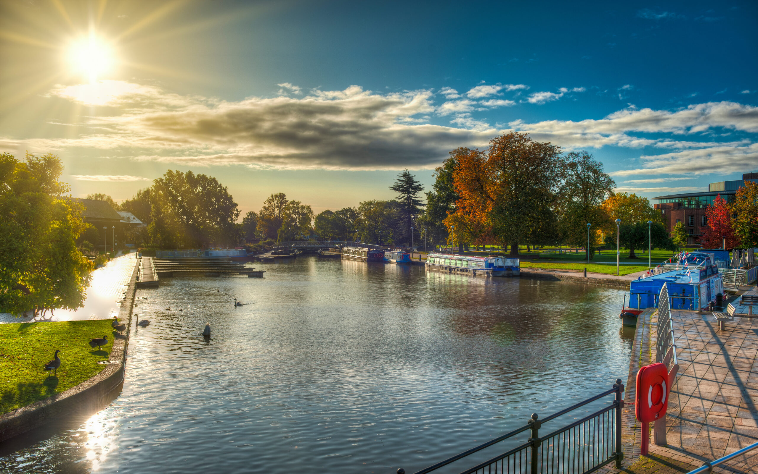 Our Top 10 Things to Do in Stratford-upon-Avon - Avon Estates Ltd.